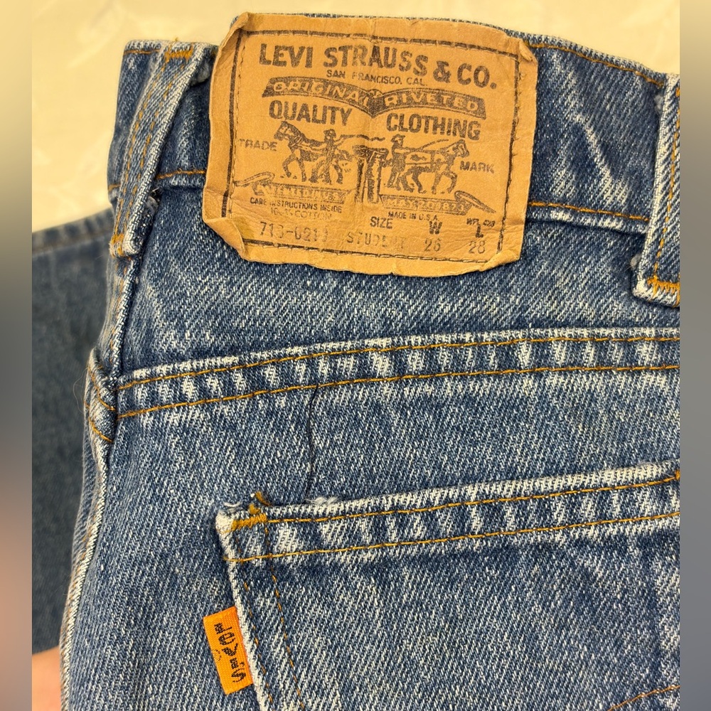 Vintage Student Fit Levi’s Orange Tab - Picture 2 of 6